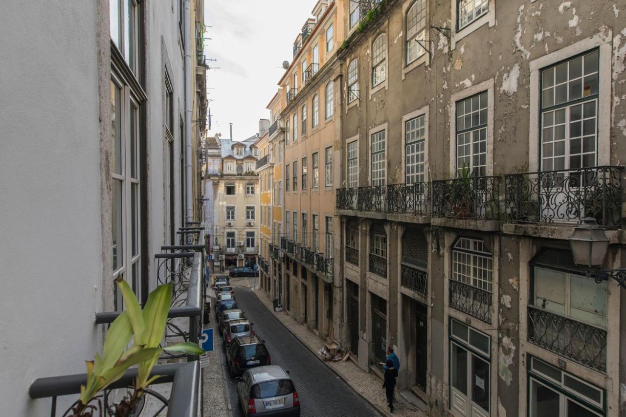 Apartment Lovelystay - 3 Bedroom Downtown Wonderwall Lisbon
