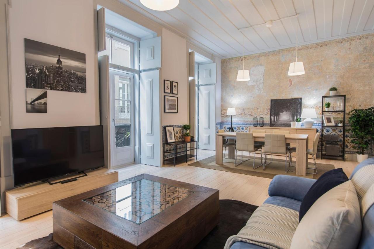 Lovelystay - 3 Bedroom Downtown Wonderwall Apartment *