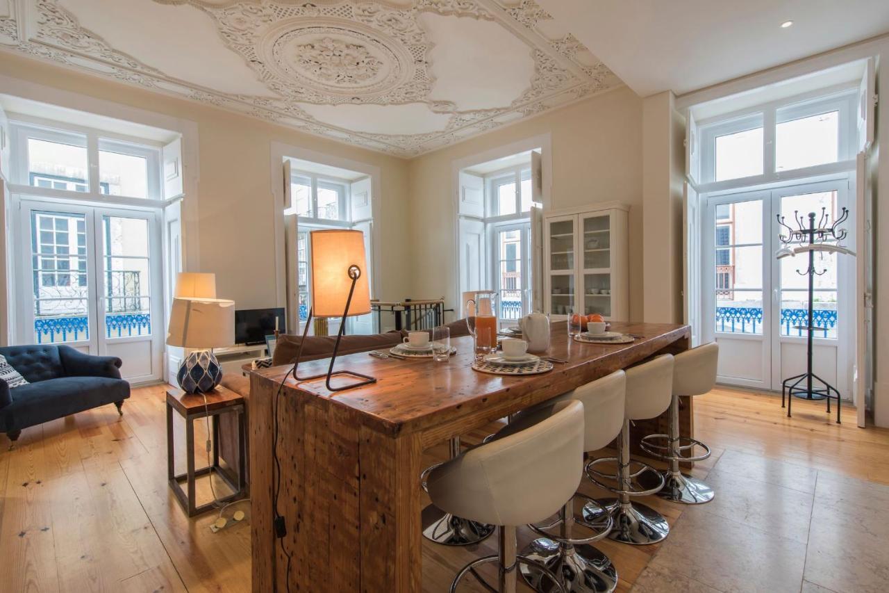 Lovelystay - Cozy Duplex In Alfama Apartamento Lisboa
