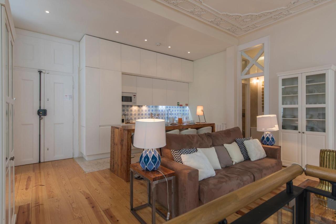 Lovelystay - Cozy Duplex In Alfama