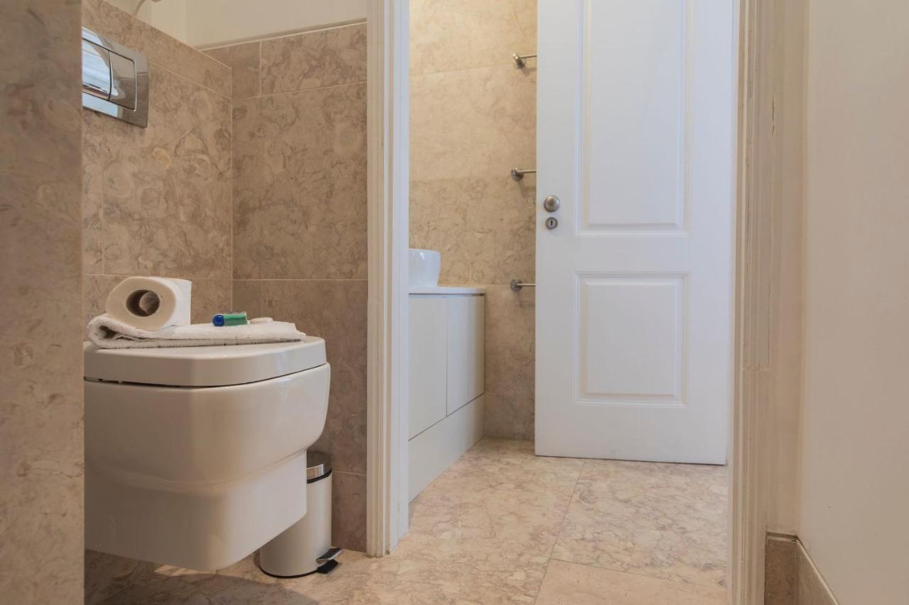 Lovelystay - Cozy Duplex In Alfama