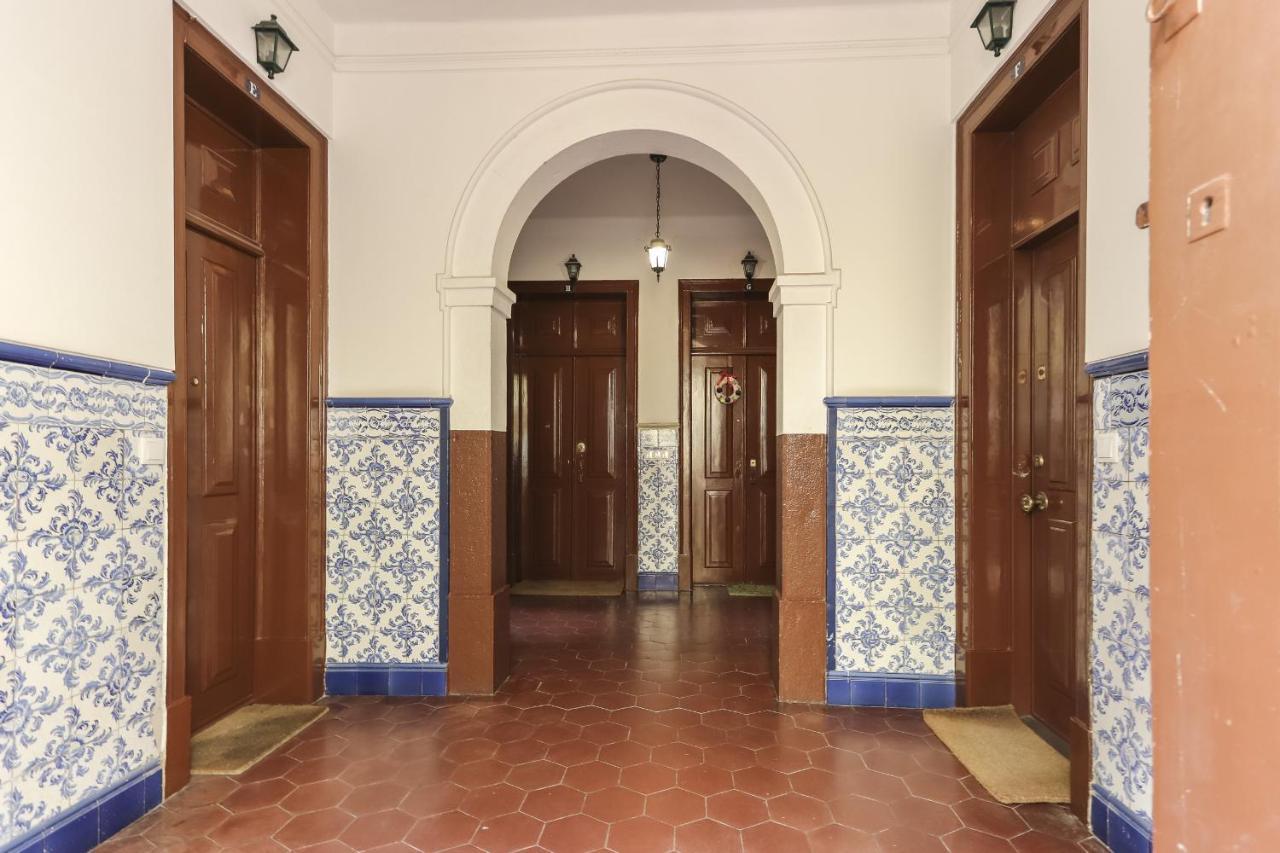 Apartment Charming Avenida By Homing