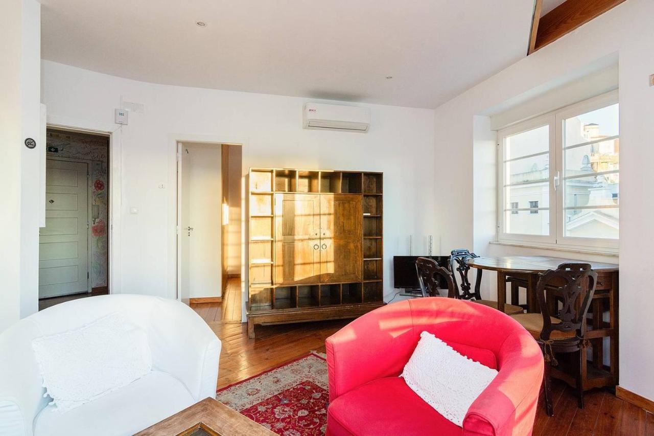Renovated In Appartement *