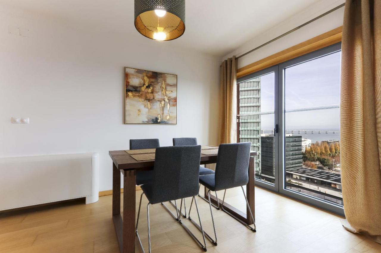 Expo Panoramic Views By Homing Apartment *
