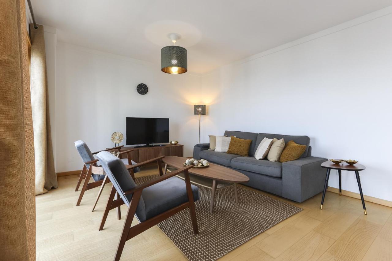 Expo Panoramic Views By Homing Apartment