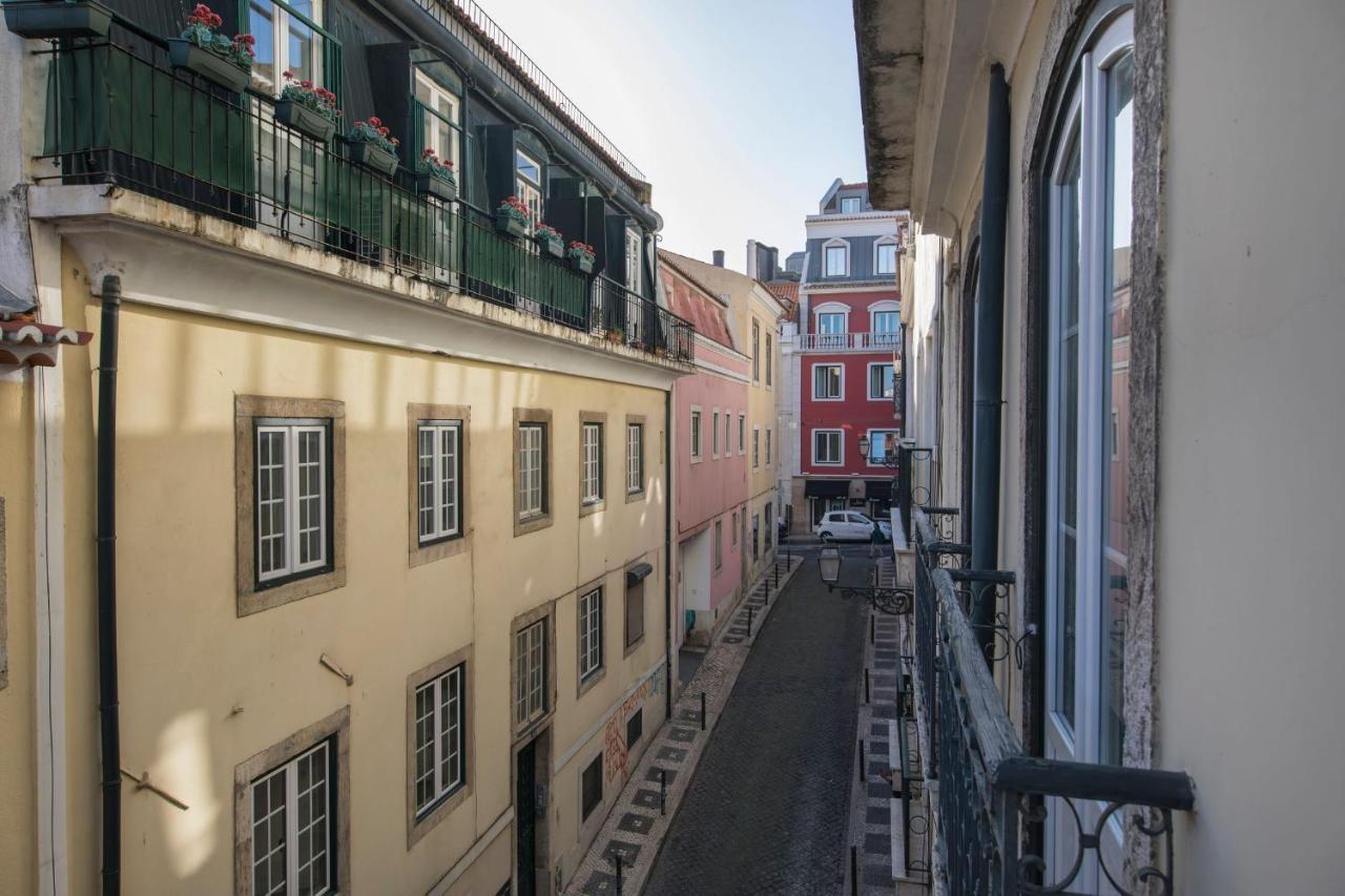 Apartamento Lovelystay - Chiado 2 Bedroom Charm! Lisboa