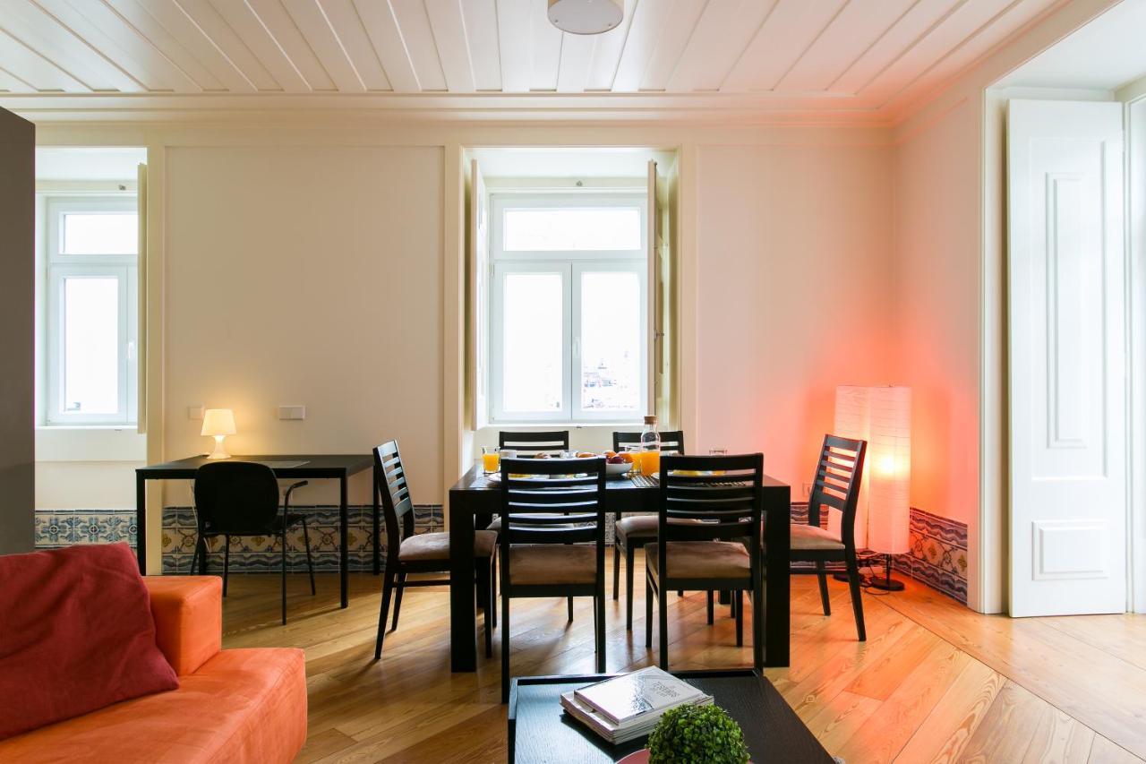 Joivy Elegant 2br With Workspace Nearby Baixa-chiado Subway Appartement