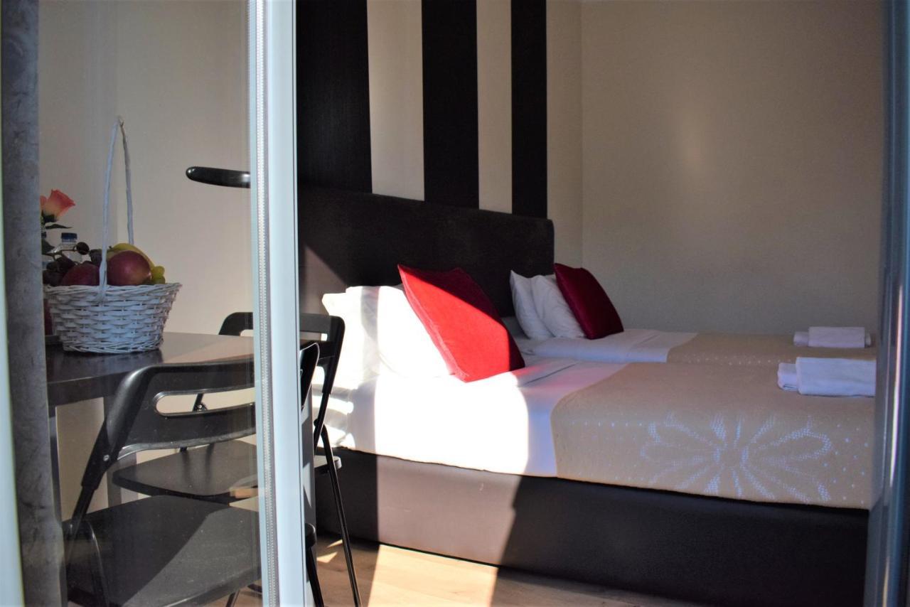 Universo Romantico Guest house