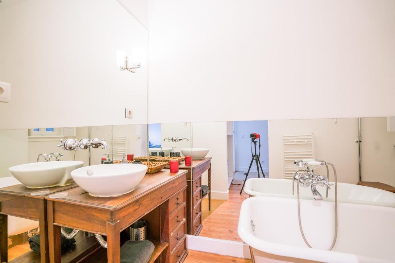Estrela Neoclassical Apt- River View Appartement