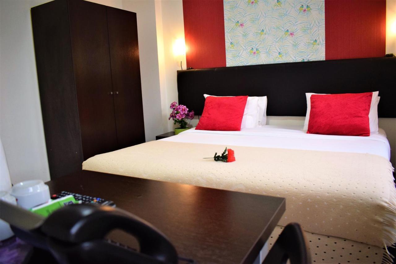 Guest house Universo Romantico 3*