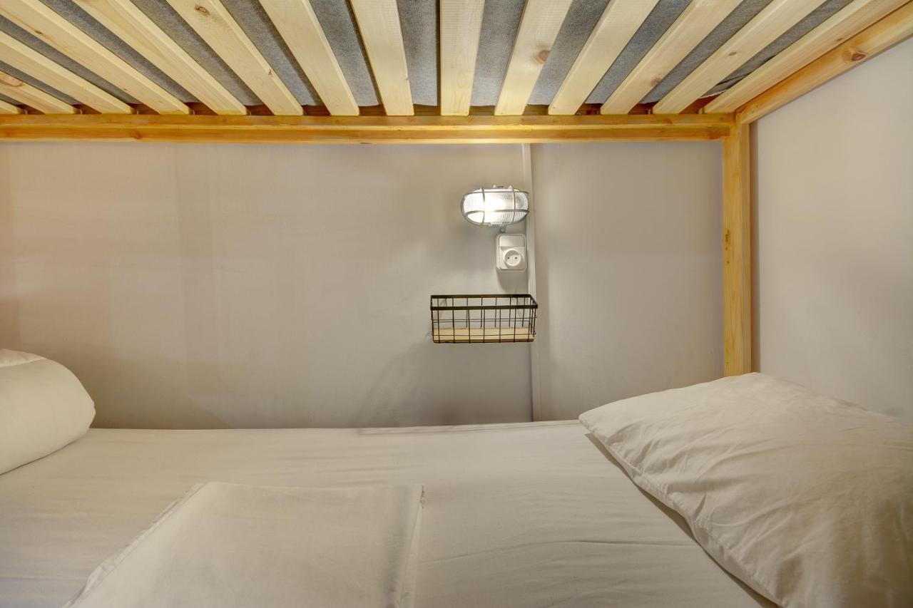 Albergue White House *