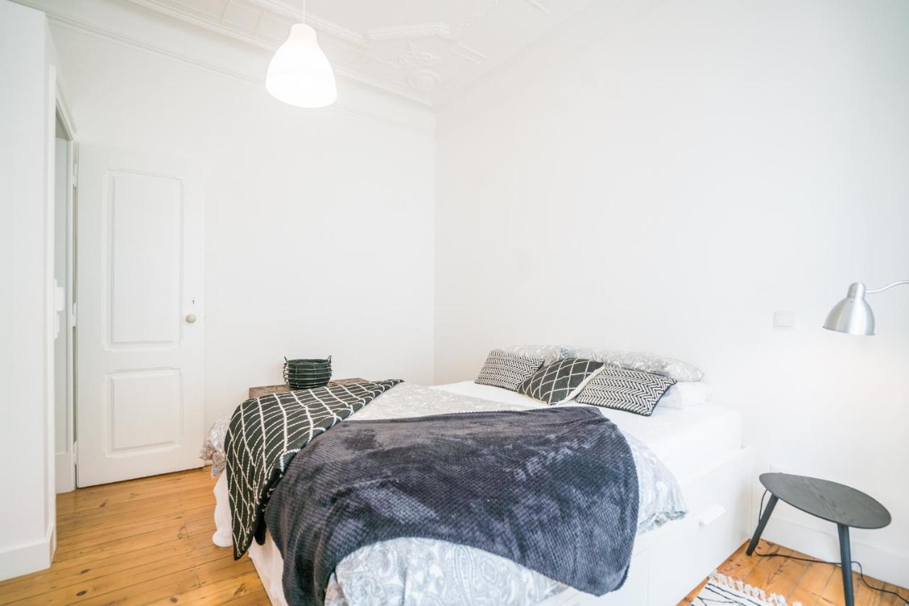 Estrela Neoclassical Apt- River View Appartement *