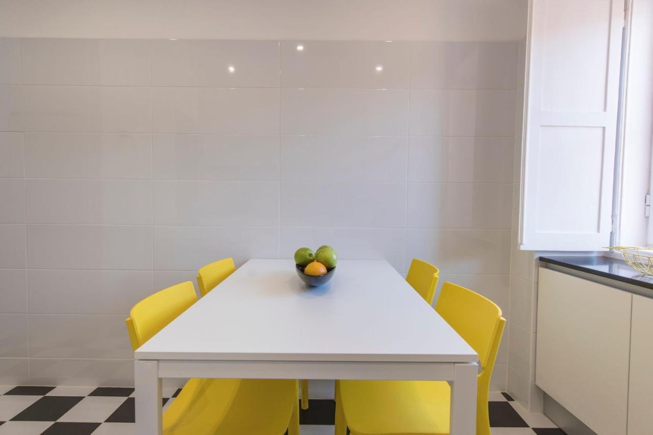 Appartement Lovelystay - Bairro Alto Terrace Wonder Lisboa