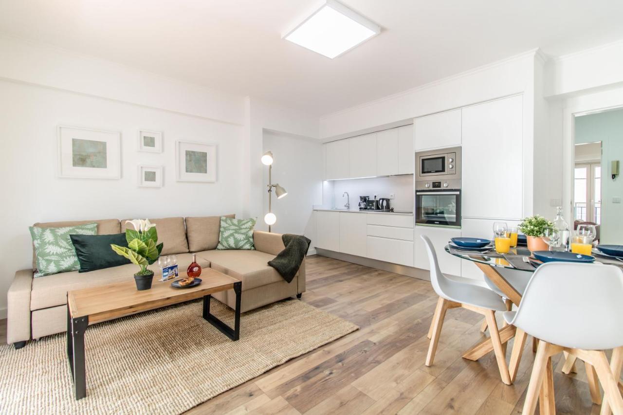 At Santo Antonio Flat Apartment Lisbon