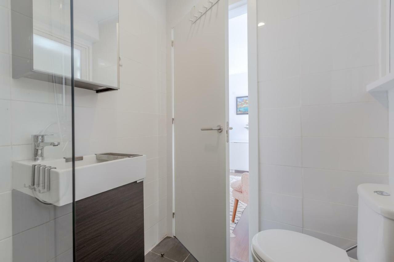 Apartment Sunny With Patio, By Timecooler Lissabon