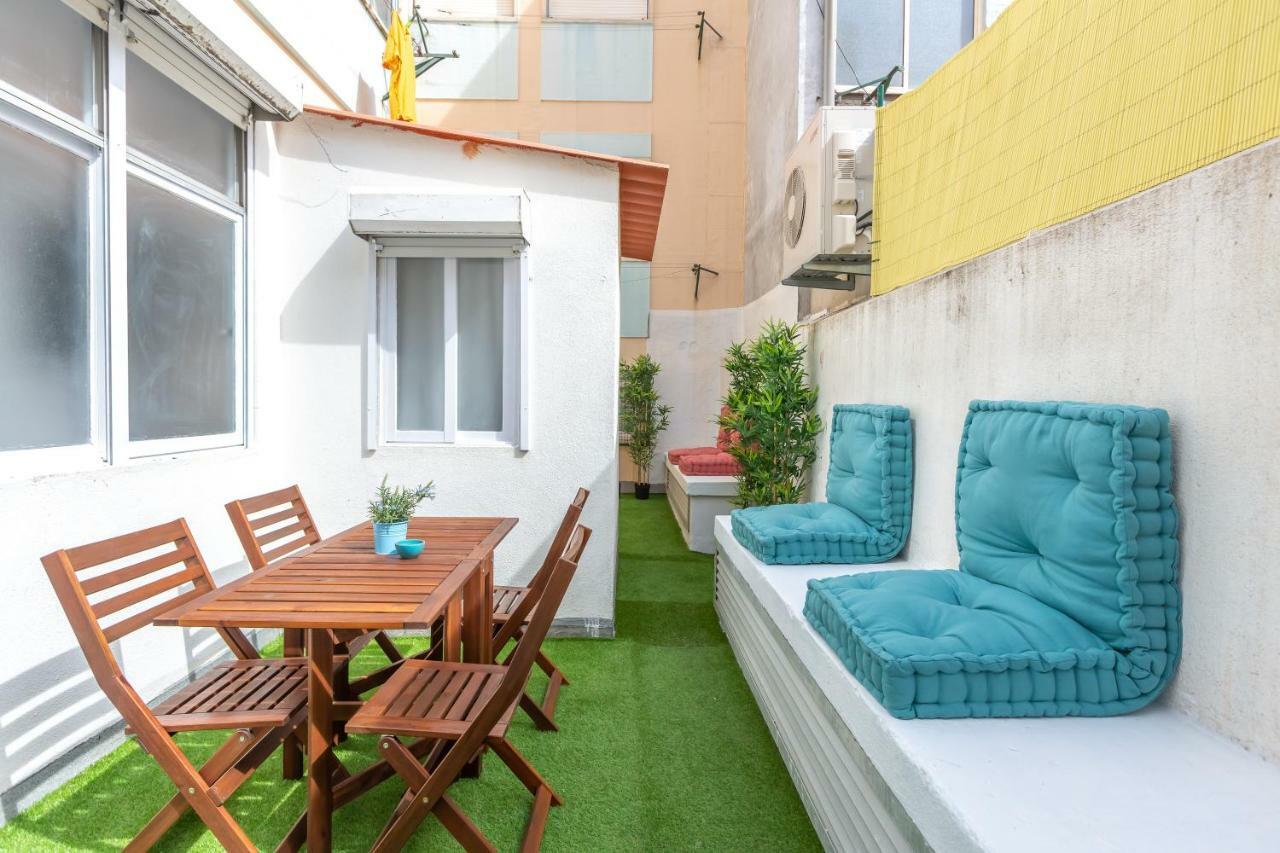 Apartment Sunny With Patio, By Timecooler Lissabon
