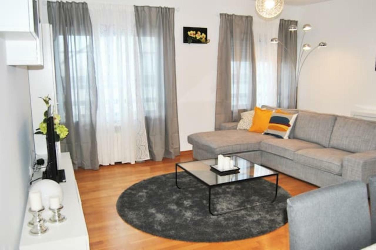 Appartement Parque Nacoes Prime 13 Lisboa
