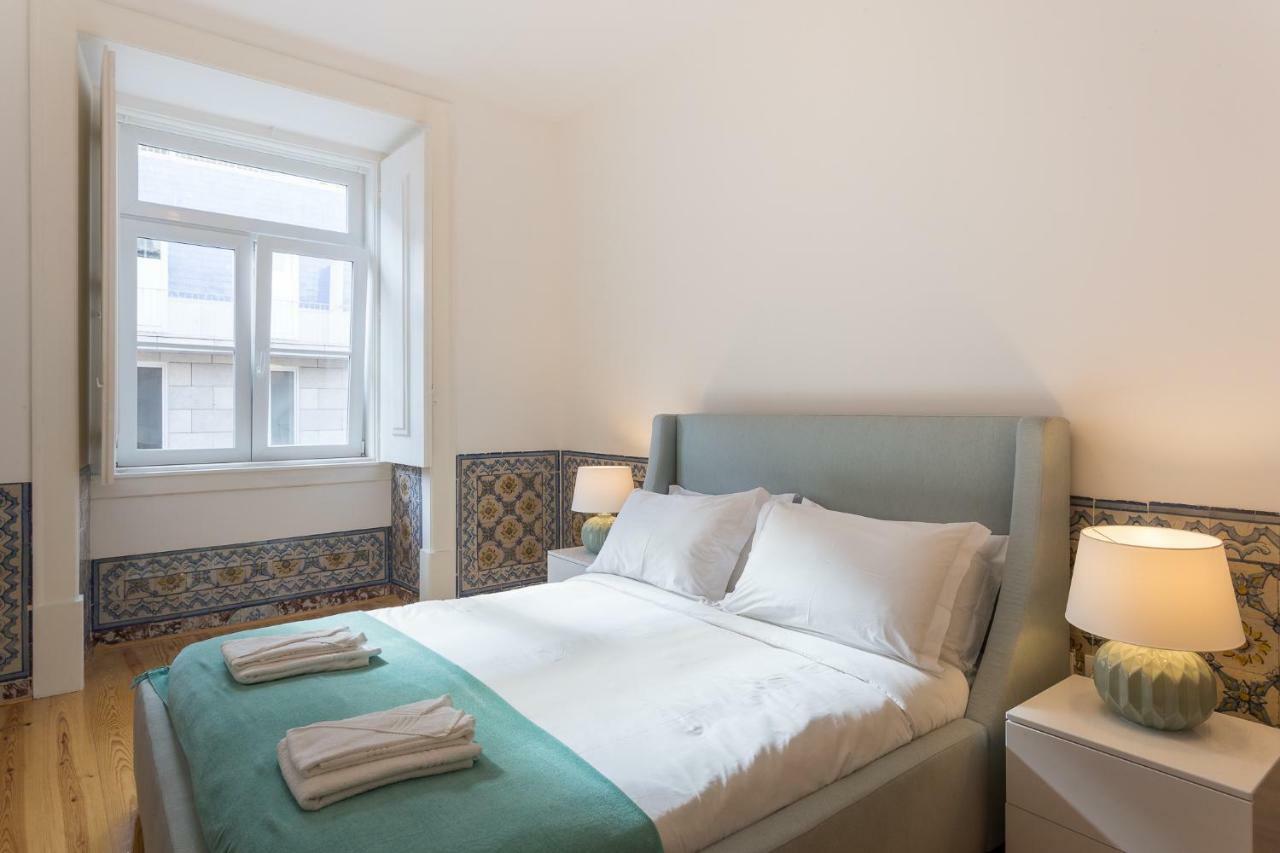Chiado - In Apartment Lisbon