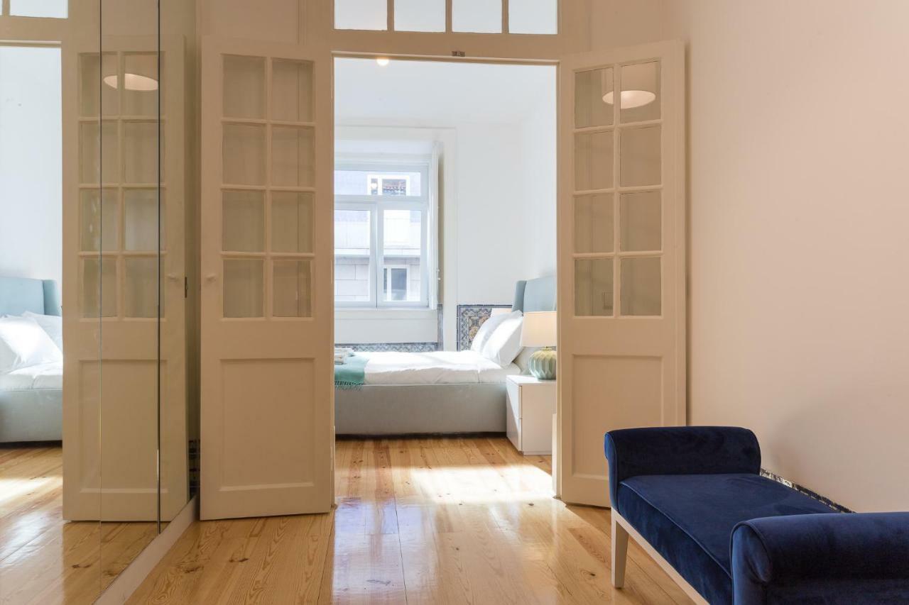 Chiado - In Apartment *