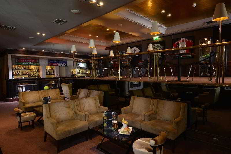 Hotel Real Parque 4*