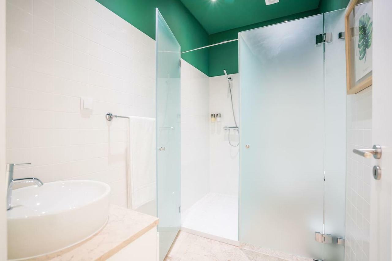 Apartment Modern In Chiado Lissabon