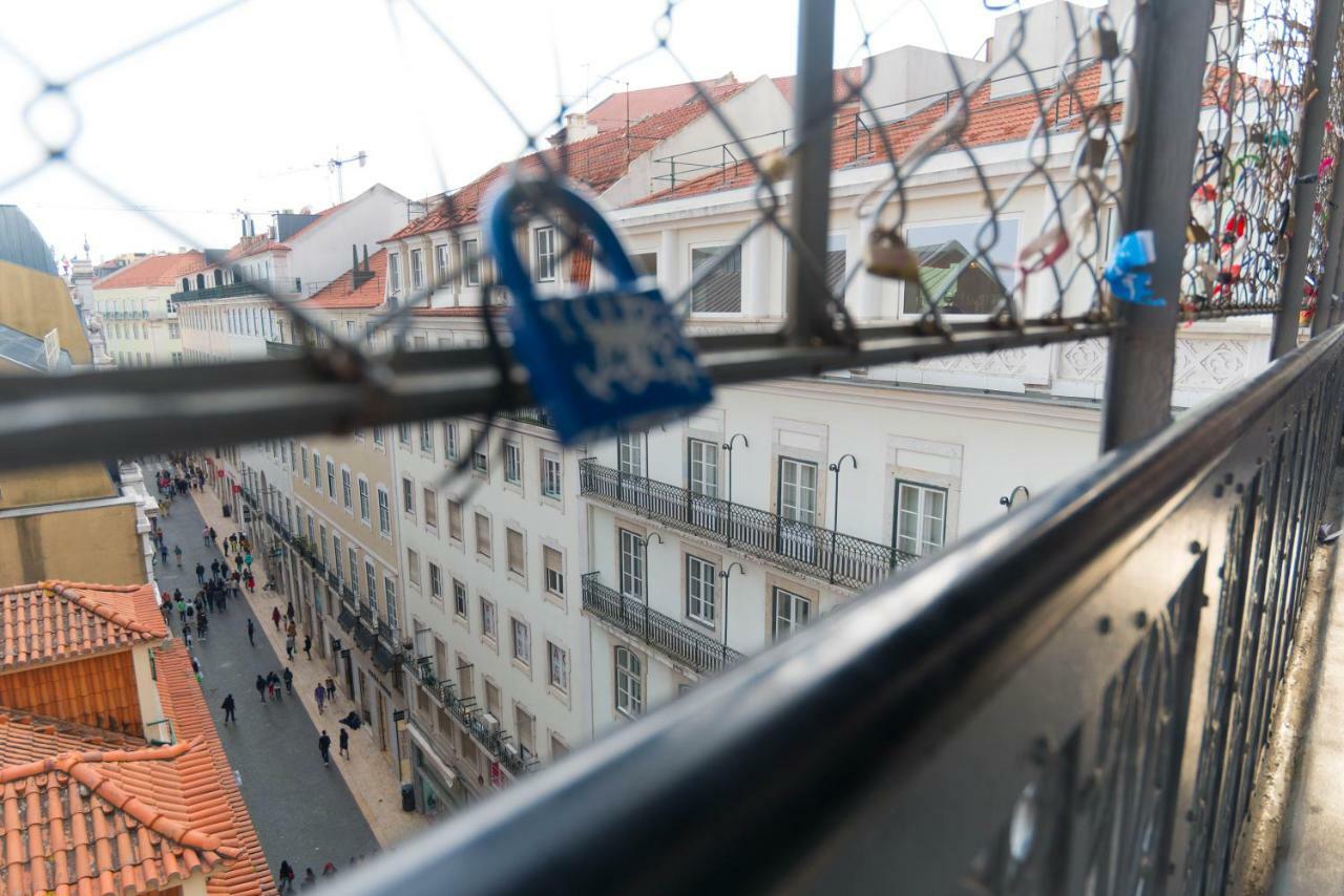 Joivy Chiado Self Check-in 2-br Flat With Parking Appartement *