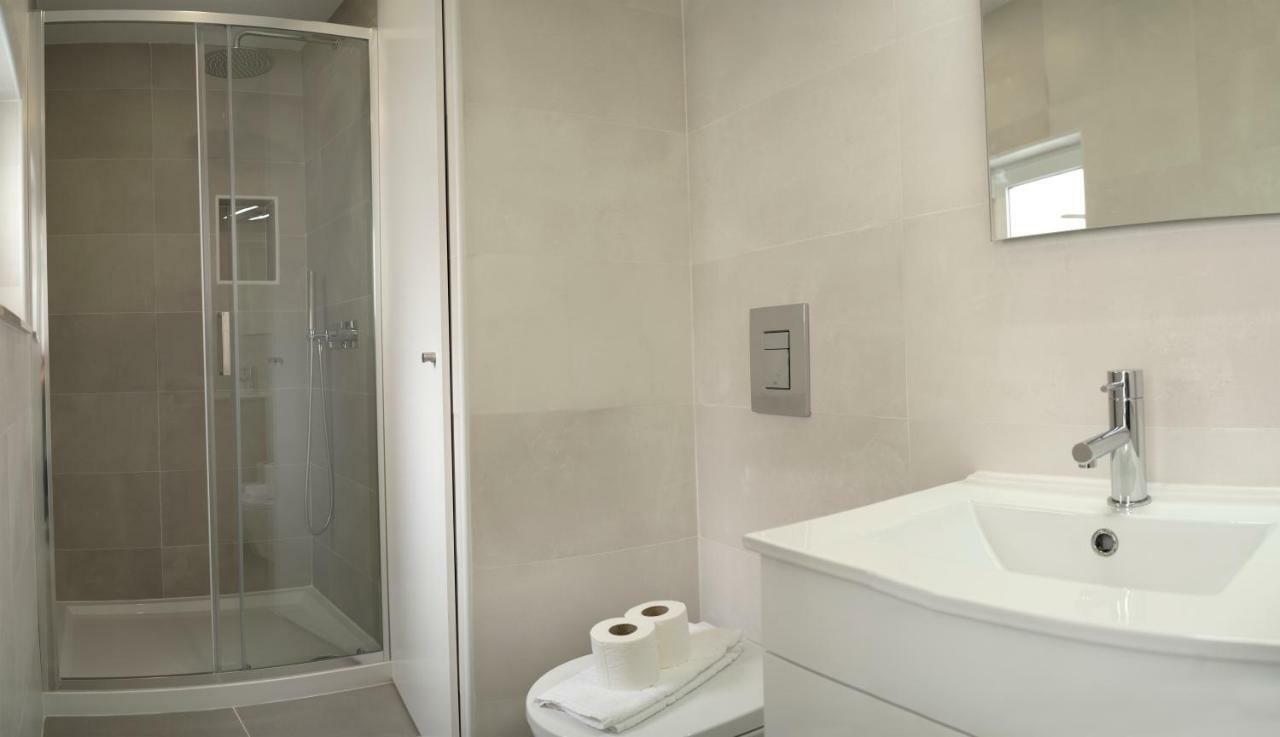 Funky Two Bedroom Saldanha Appartement *