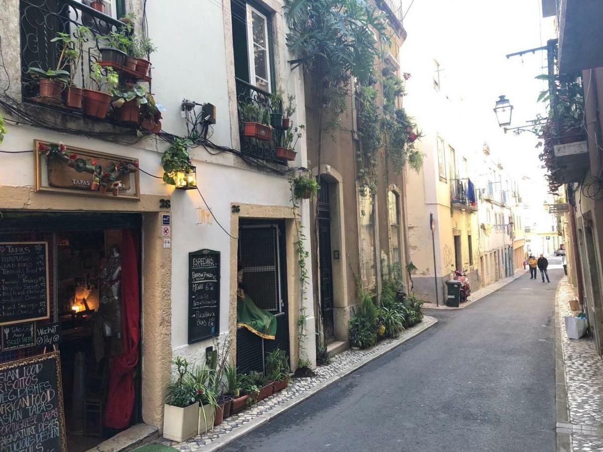 Street - Lovely Historic Center * Lisboa
