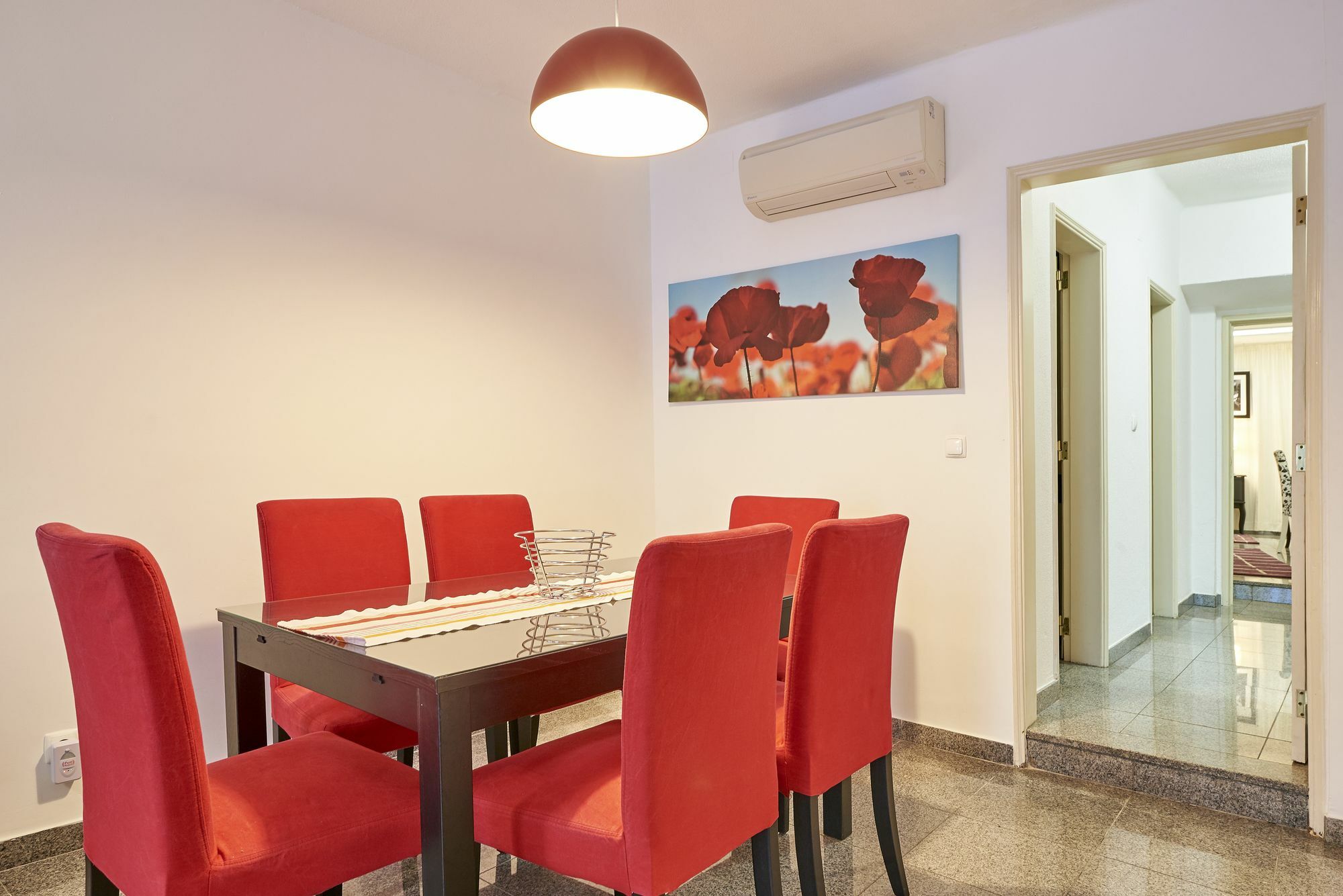 Apartment Discovery Estrela