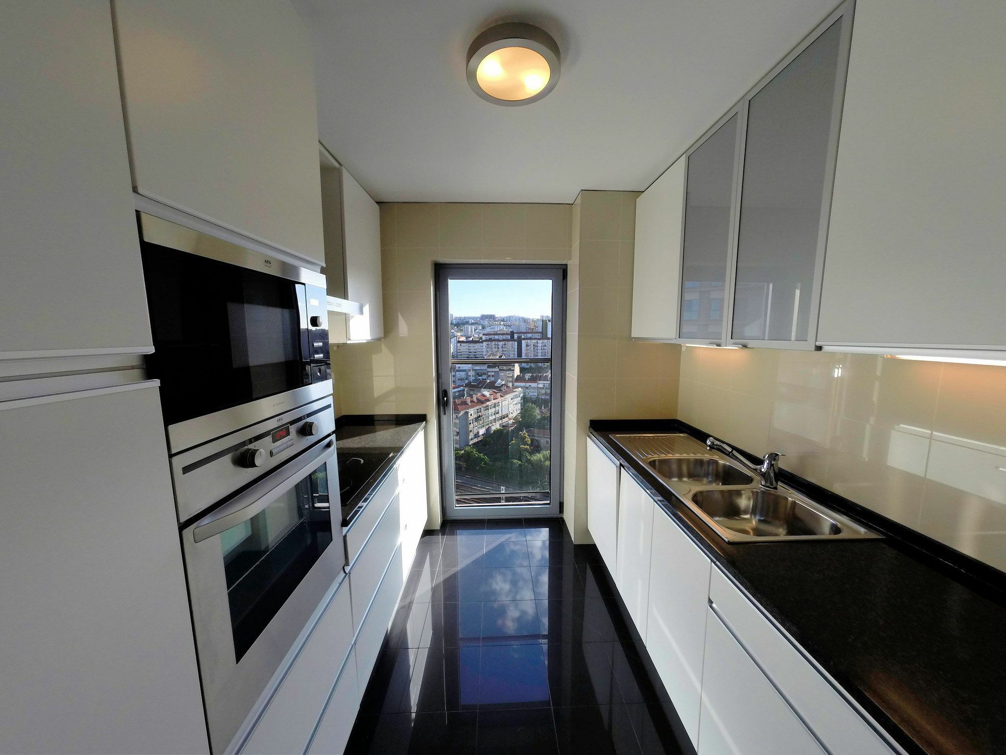 Superior In * Lisboa