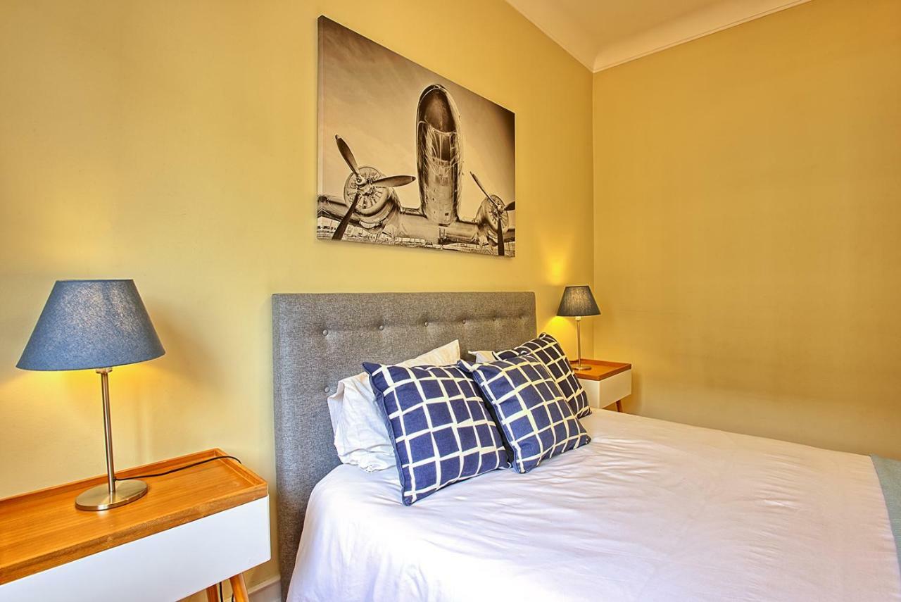 Almirante 3-four Bedrooms Apartamento Lisboa