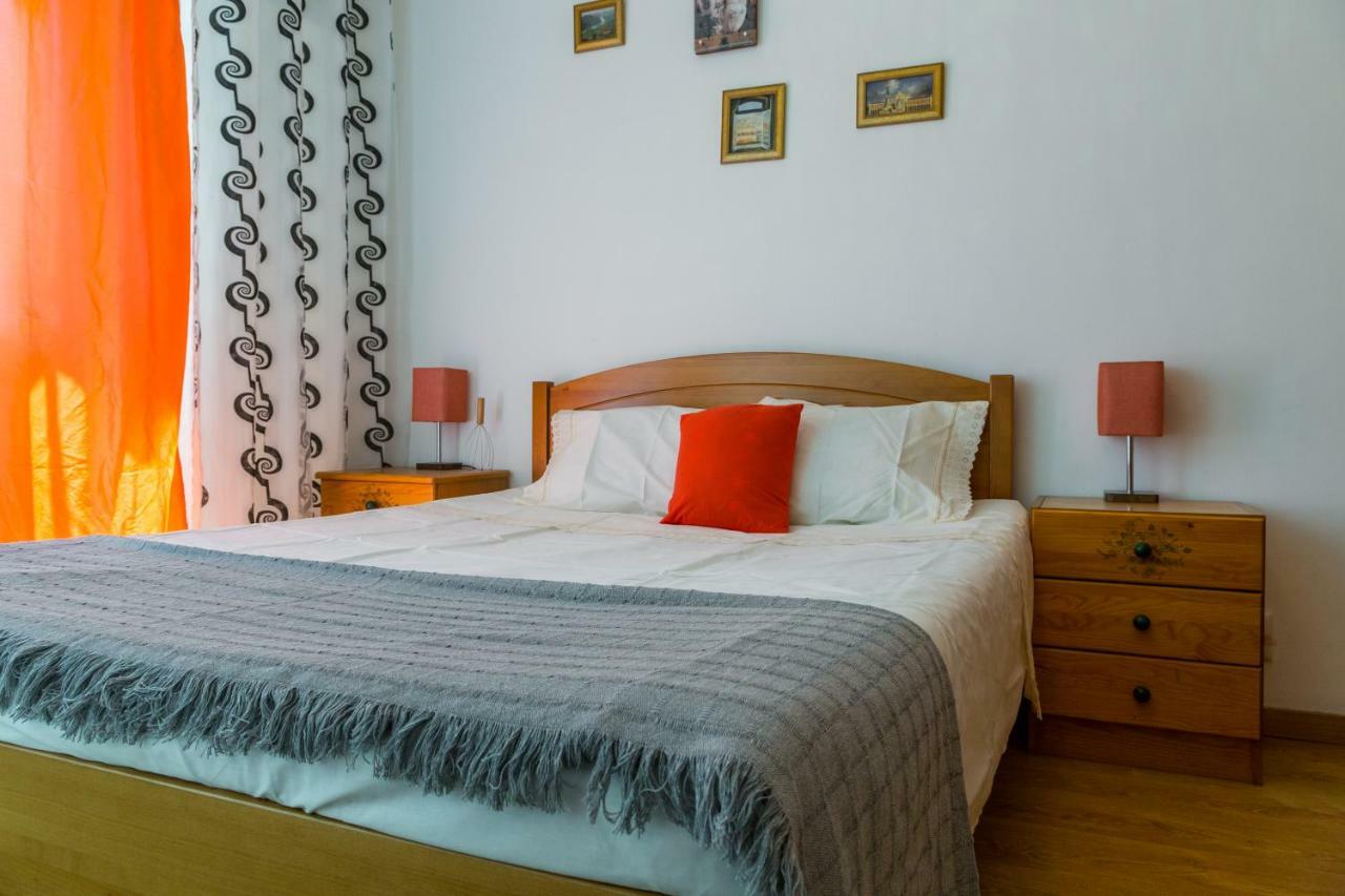Appartement In Downtown Near Metro Station *