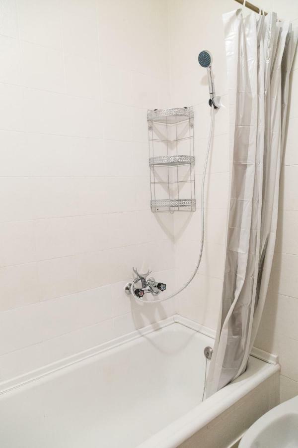Appartement In Downtown Near Metro Station *