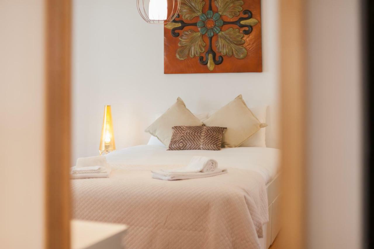 Martim Moniz - By Lu Holidays Lisbon