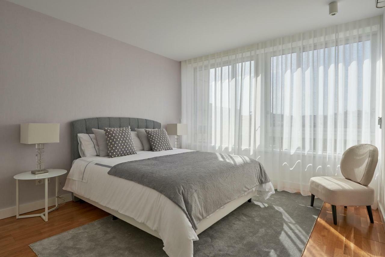 Luxury In The Privileged * Lissabon