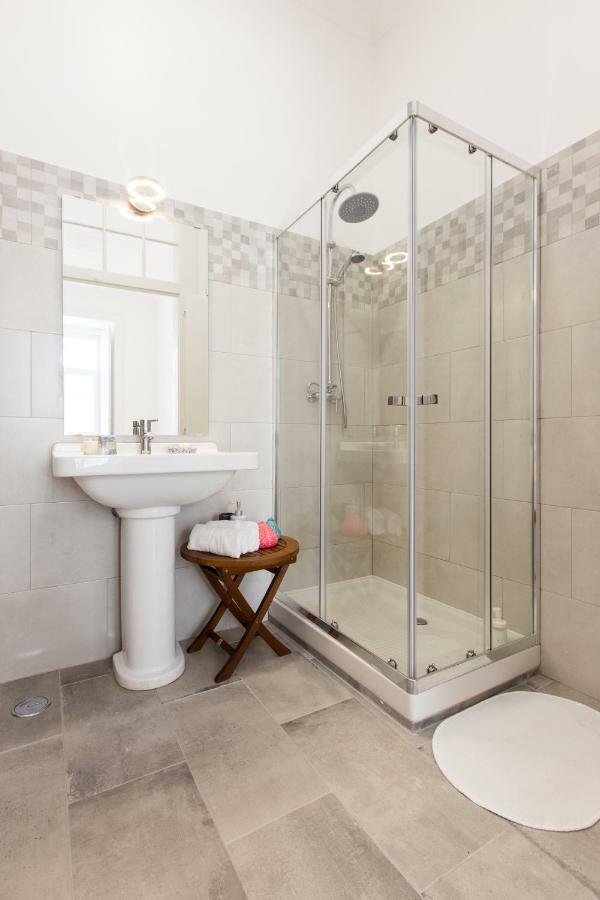 Appartement Secret&charming Baixa 4 Bedroom *