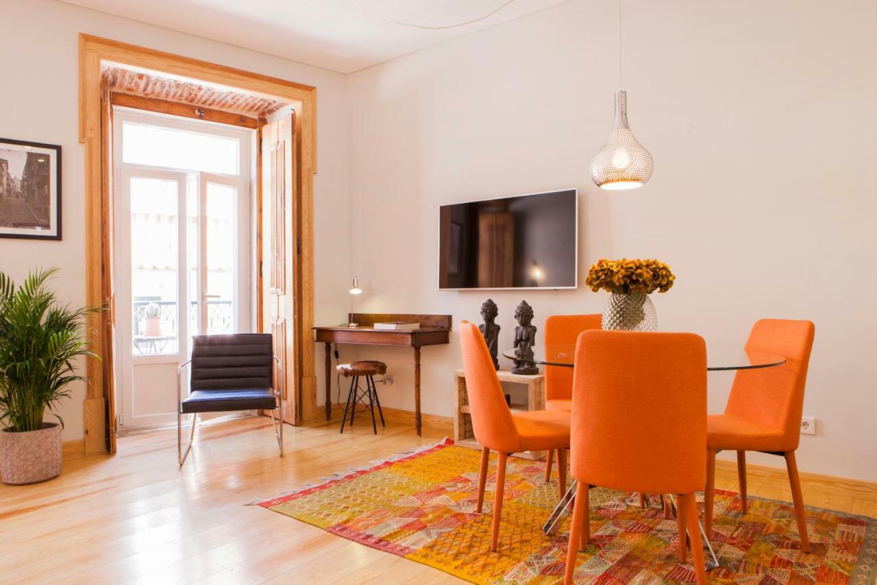 Apartment Charming Flat With Balconies Chiado District 2 Bedrooms & Ac 19th Century Building Lisbon