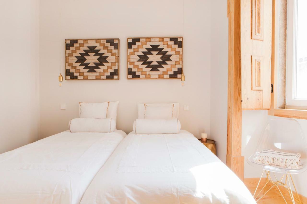 Apartment Charming Flat With Balconies Chiado District 2 Bedrooms & Ac 19th Century Building *