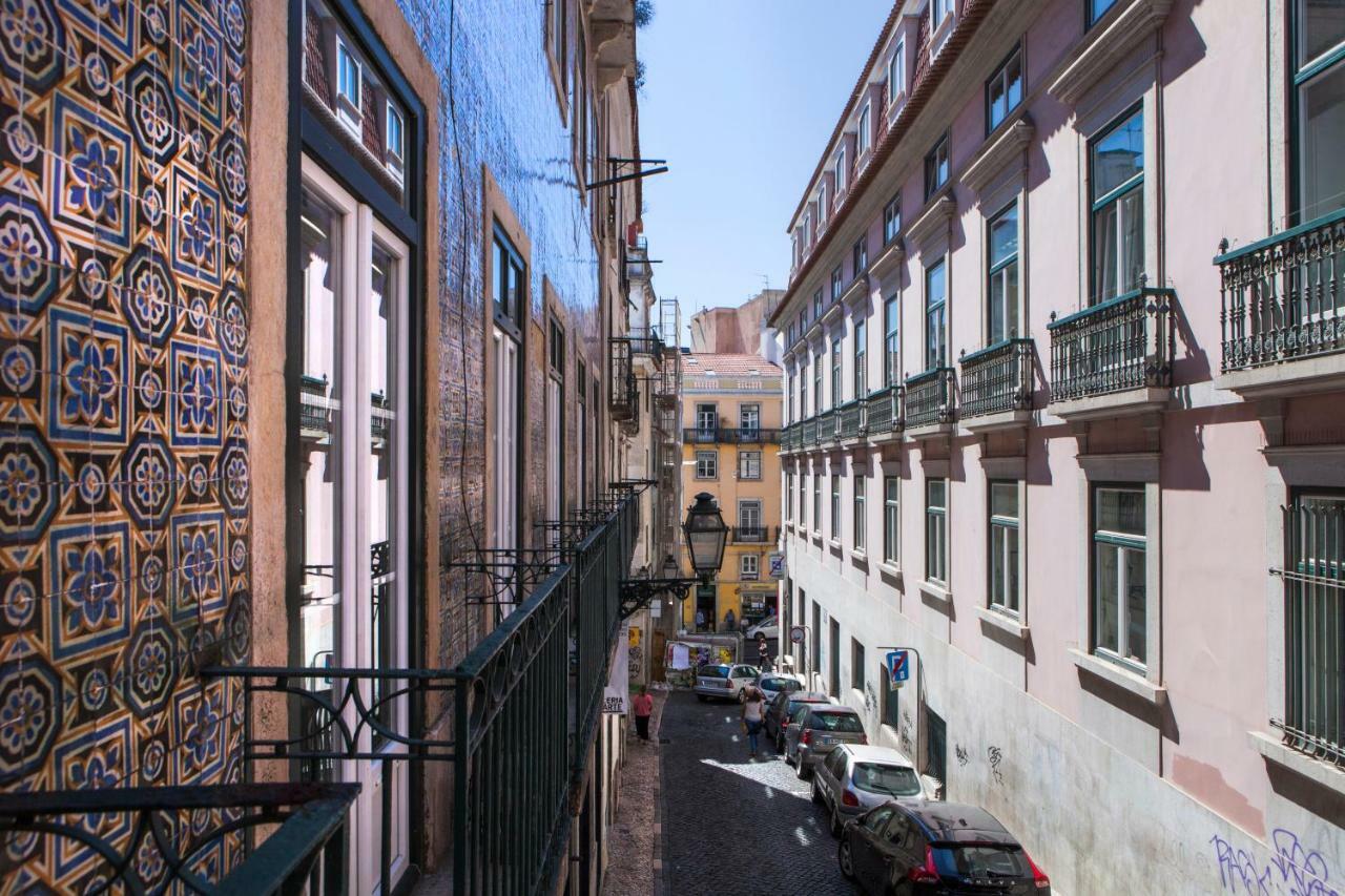 Charming Flat With Balconies Chiado District 2 Bedrooms & Ac 19th Century Building * Lisbon