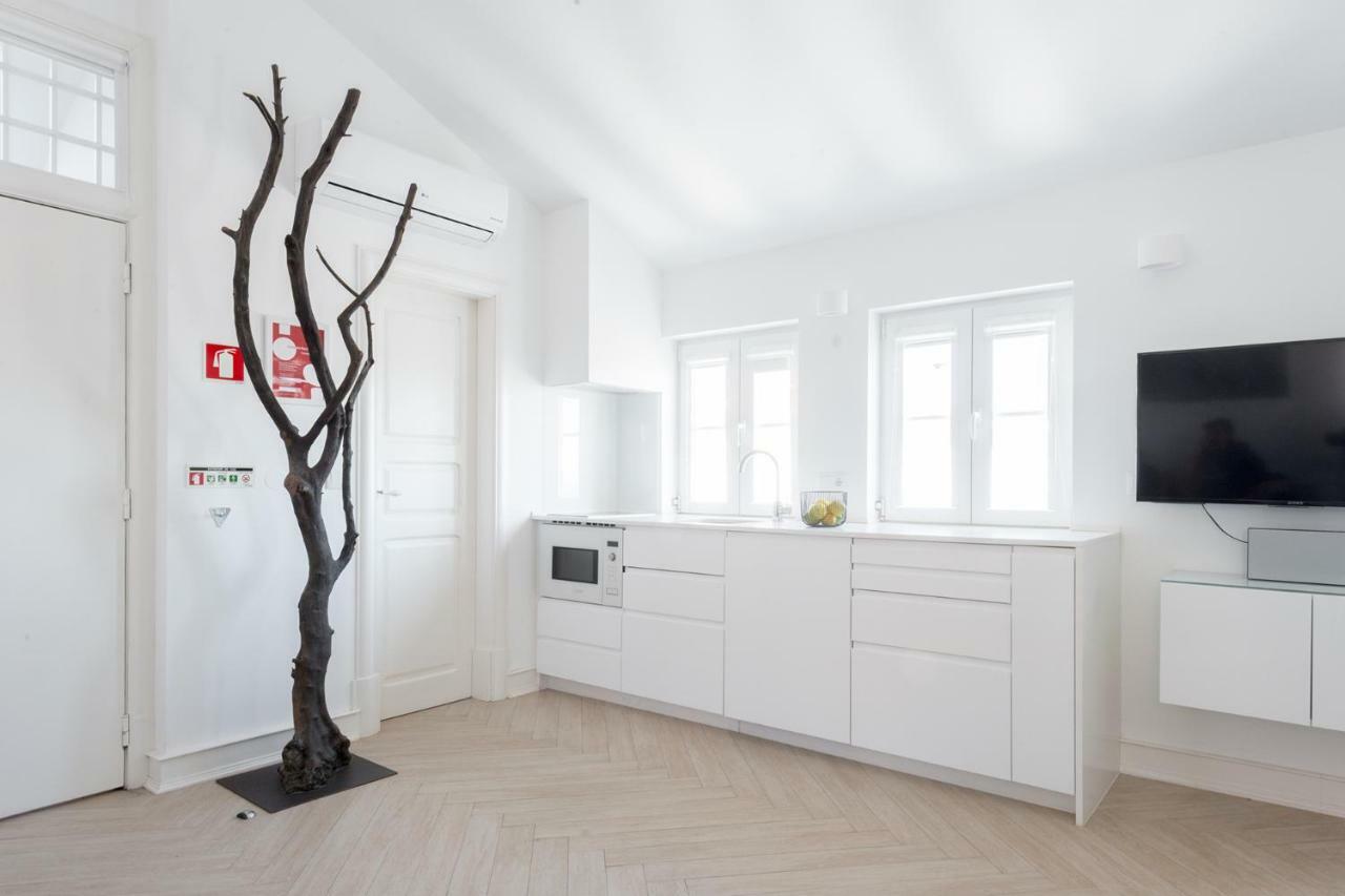 Almamater Apartment