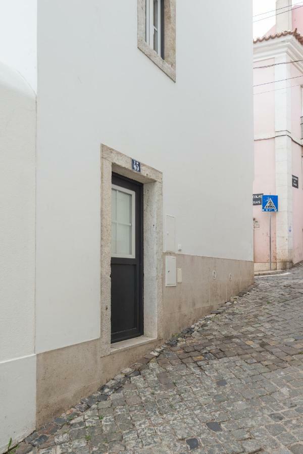 Almamater Apartment *