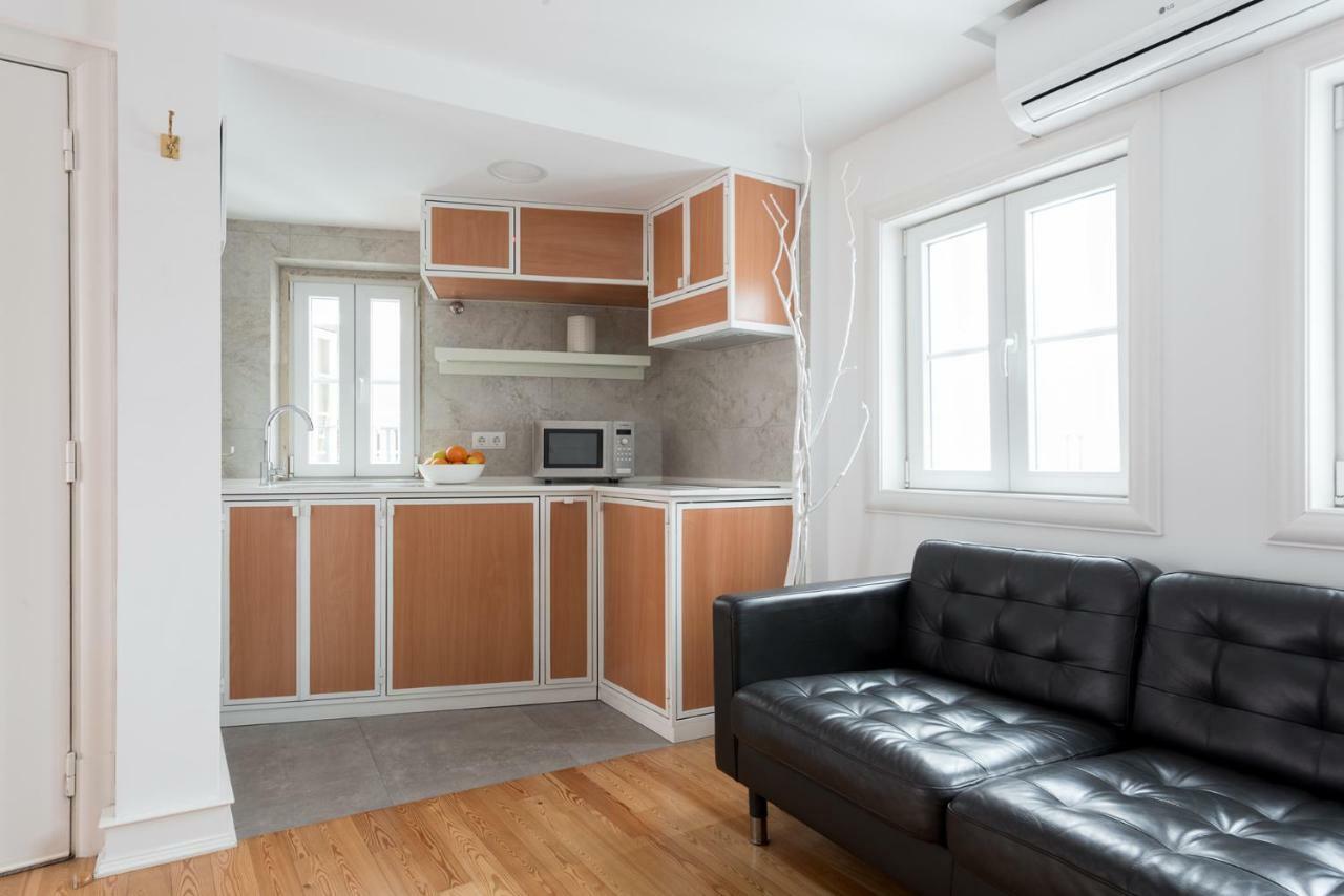 Almamater Apartment *