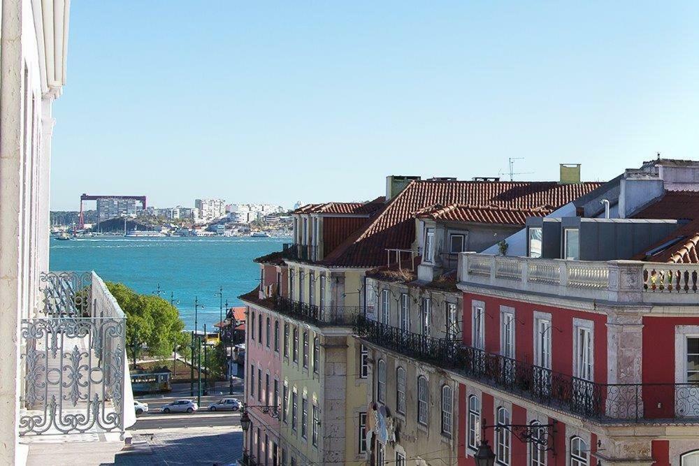 Luxury T.m. Flat With A View Lissabon