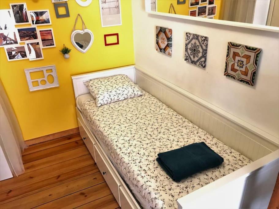 Typical Studio In Great Location! Tram 28! * Lisboa