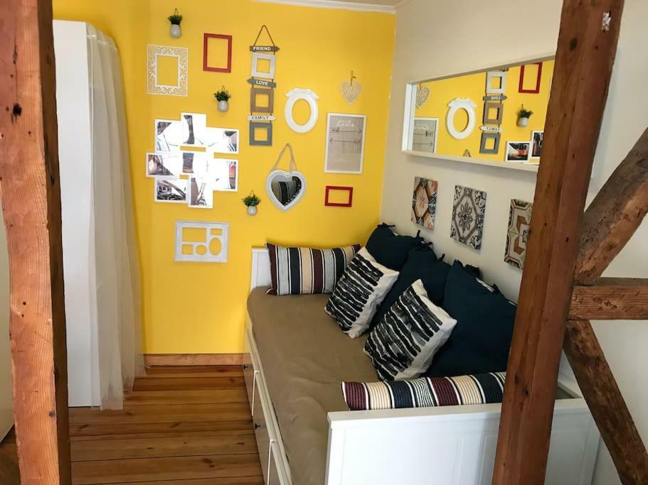 Apartamento Typical Studio In Great Location! Tram 28! Lisboa