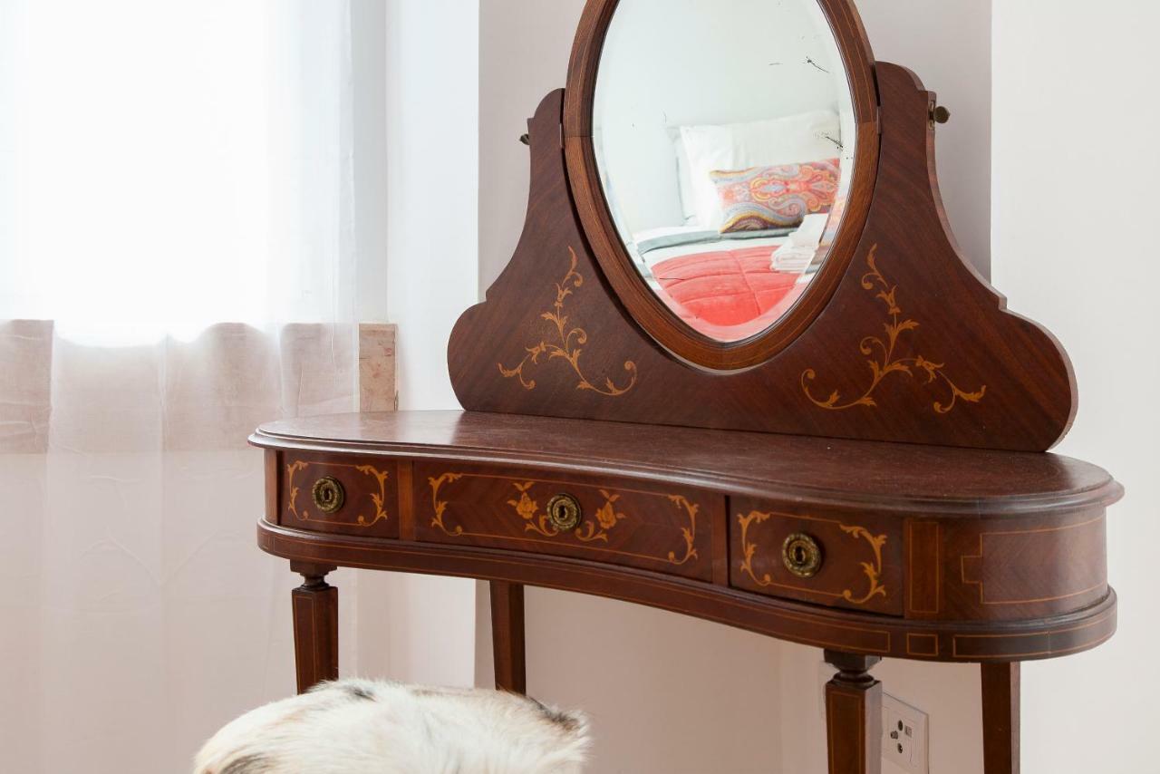 Principe Real Beautiful 3 Bedroom Flat * Lisboa