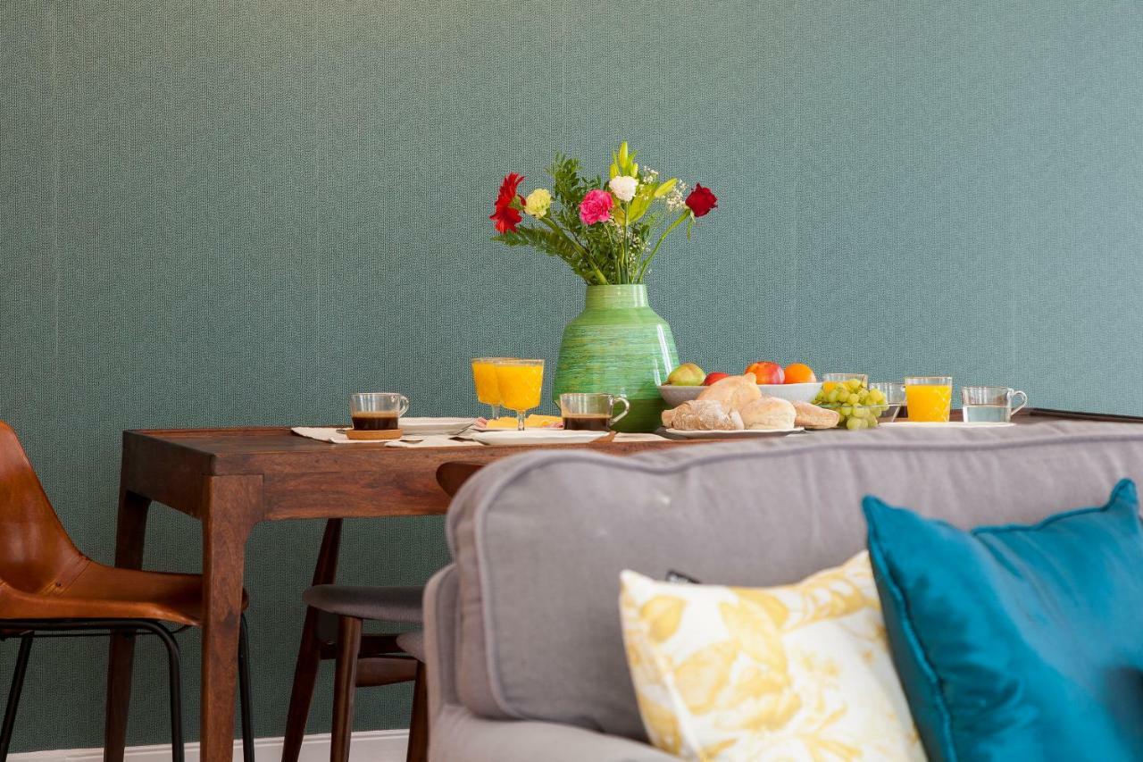Principe Real Beautiful 3 Bedroom Flat * Lisboa