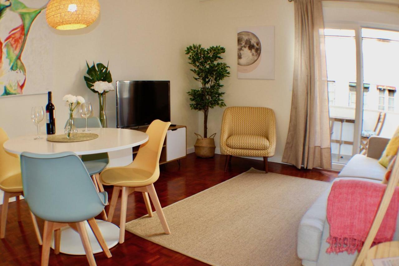 Apartment River View Balcony - Historic Center ! *