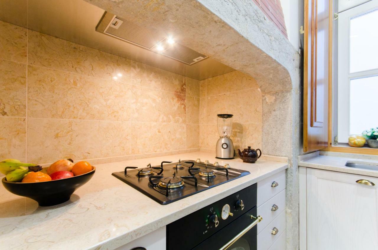 Baixa Downtown Fabulous And Sophisticate With Elevator 18th Century Building *