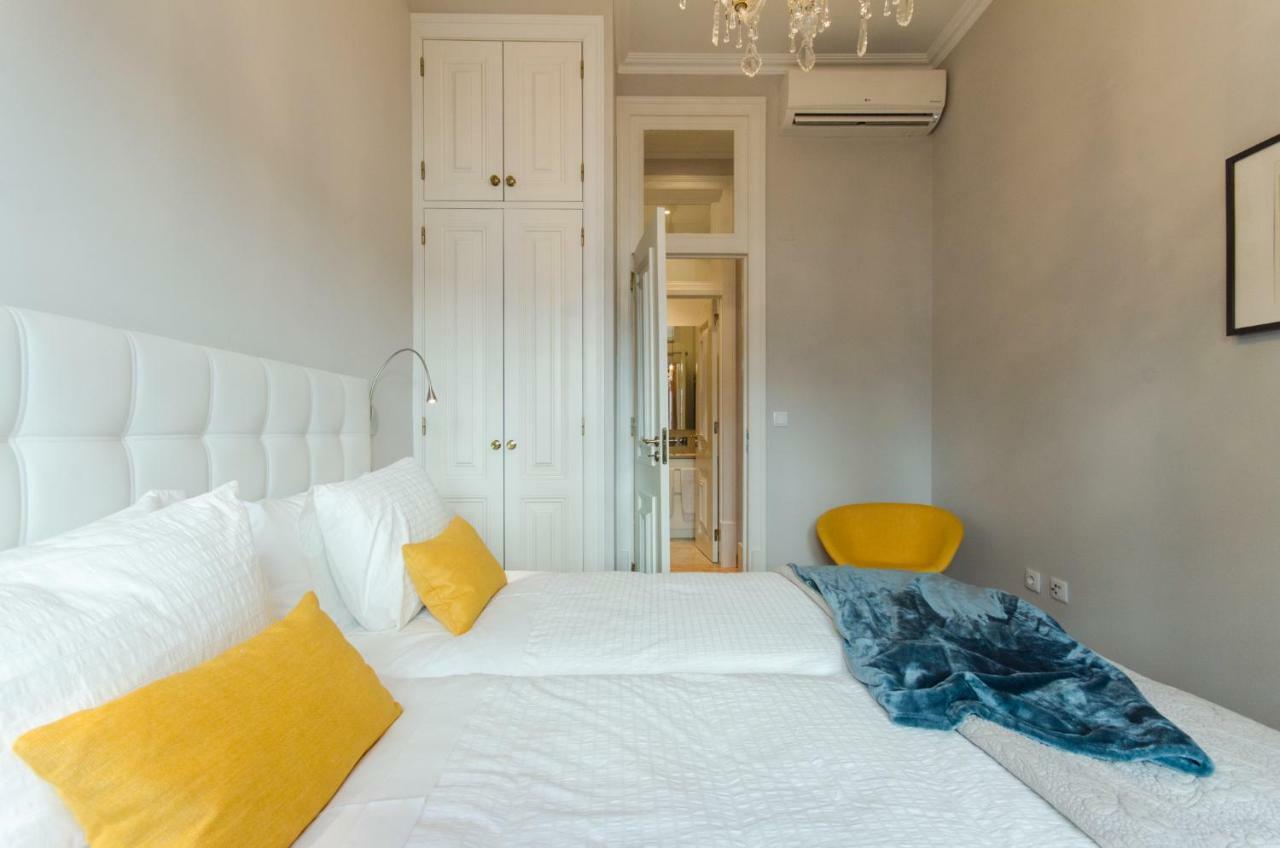 Baixa Downtown Fabulous And Sophisticate With Elevator 18th Century Building